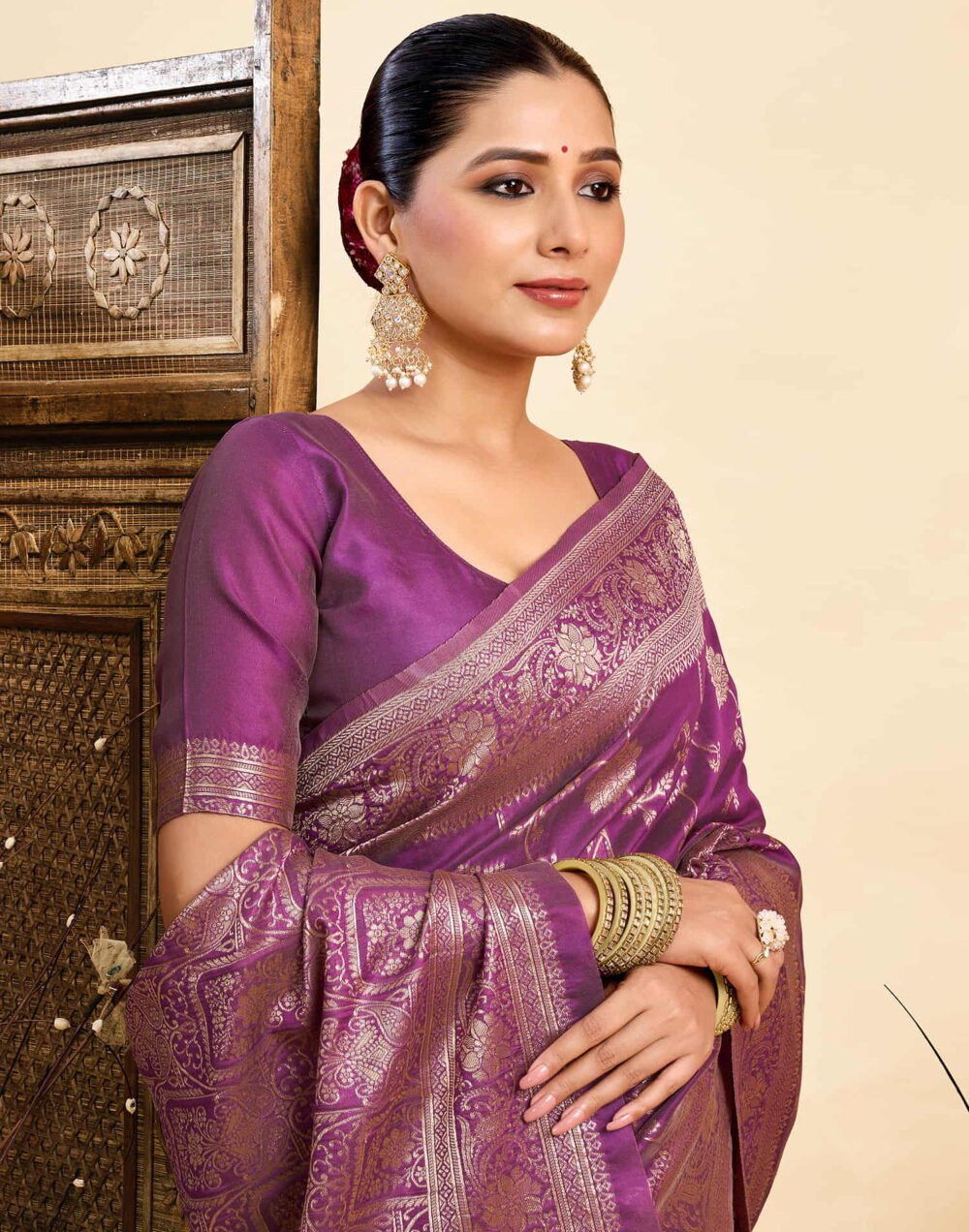 Purple Silk Woven Banarasi Saree - Image 2