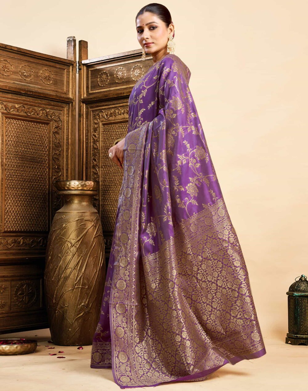 Purple Silk Woven Banarasi Saree - Image 5