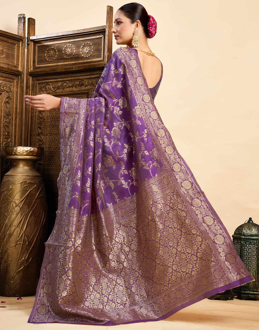 Purple Silk Woven Banarasi Saree - Image 4