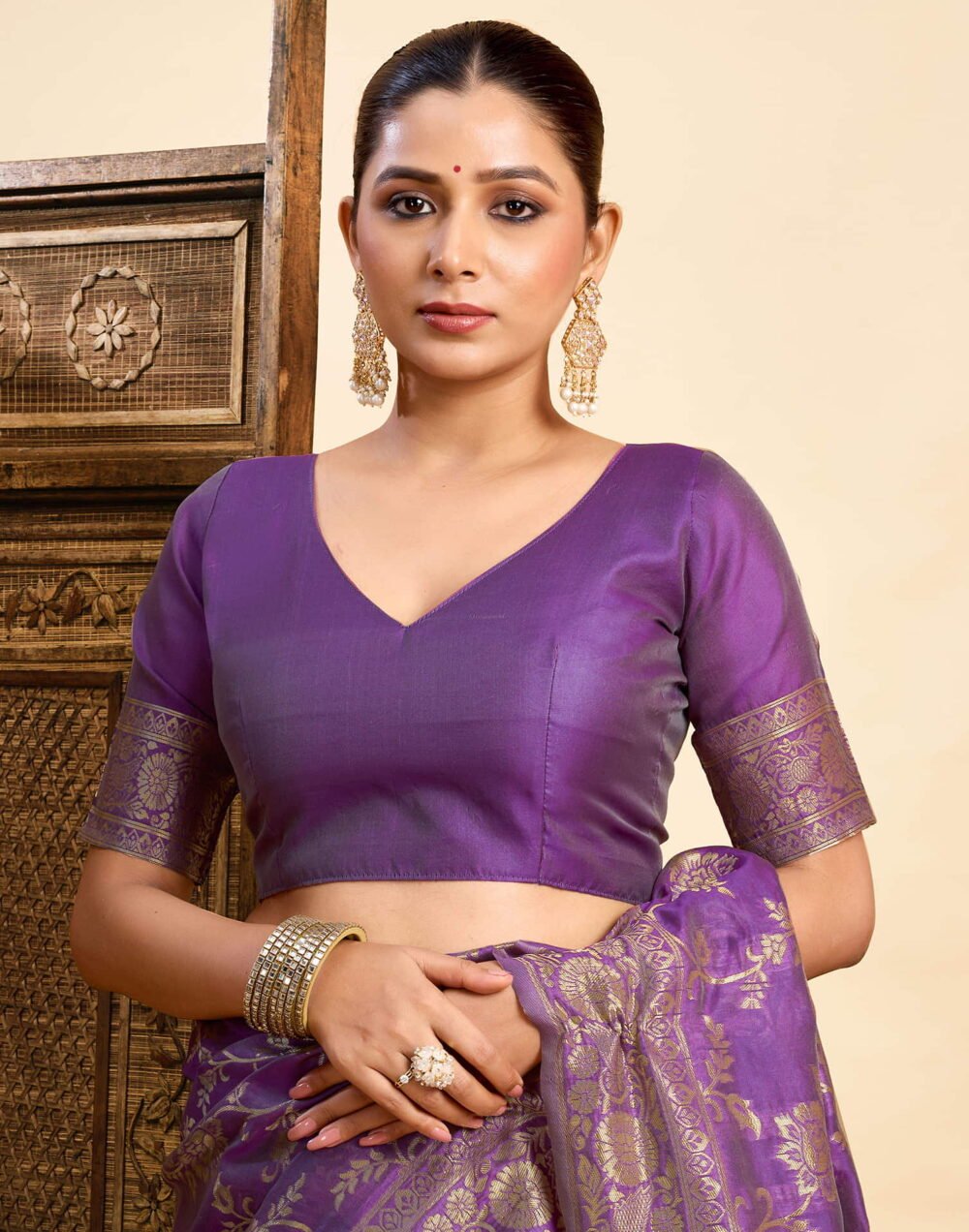 Purple Silk Woven Banarasi Saree - Image 7