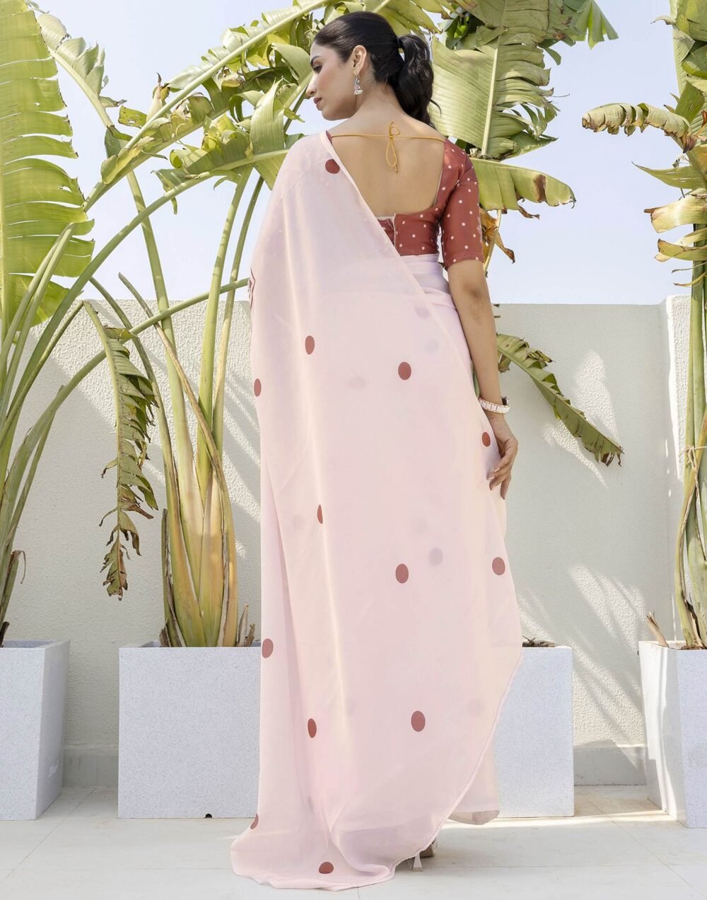 Handsfree Off White Satin Printed Saree - Image 9