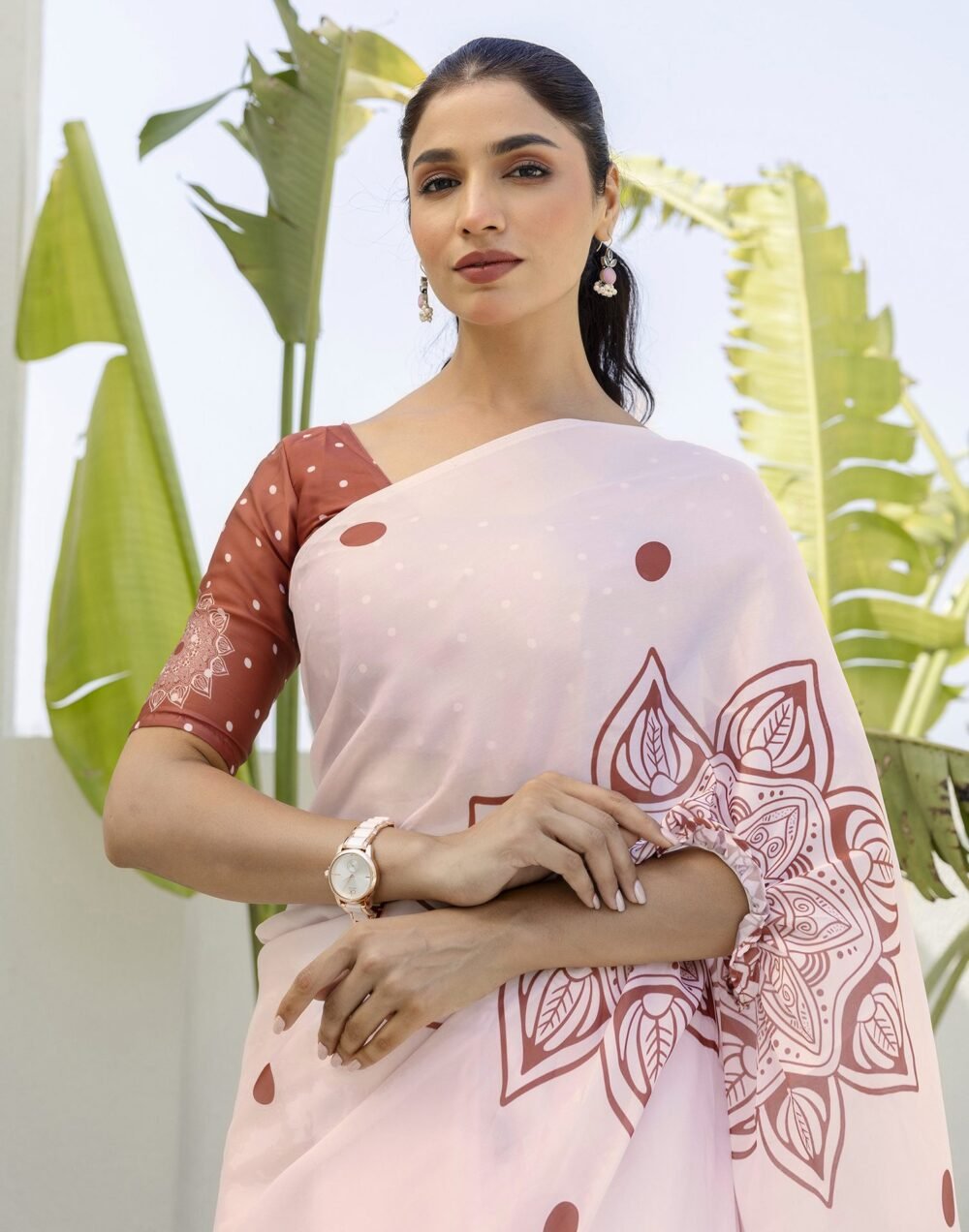 Handsfree Off White Satin Printed Saree - Image 5